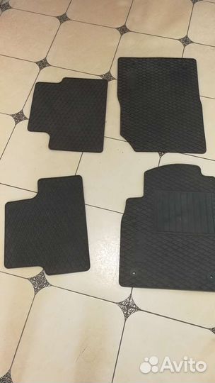 Автомобильные коврики резиновые Opel