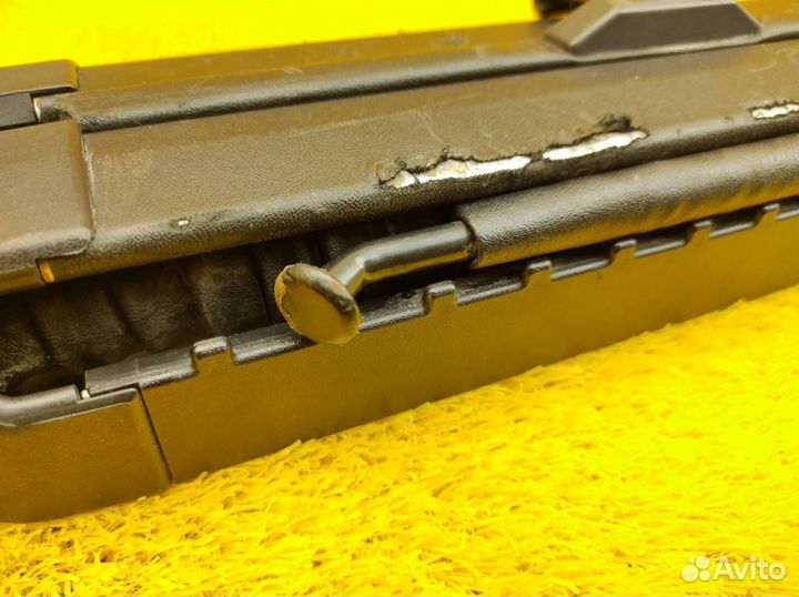 Шторка багажника Mercedes-Benz S124 M111.960 2.2