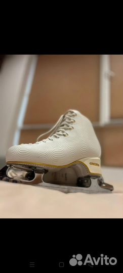 Фигурные коньки edea 220
