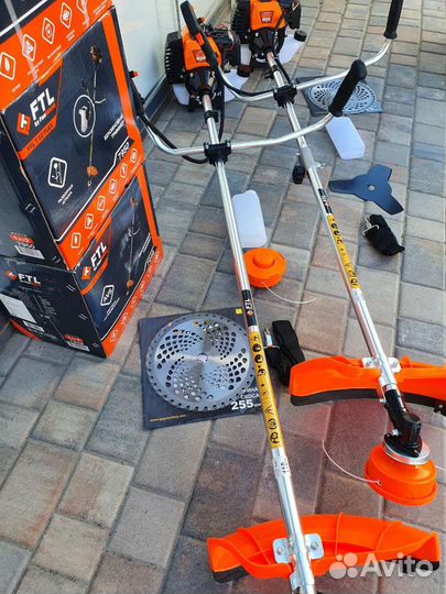 Бензокоса FTL, 52см3, 3л.с., разборной вал