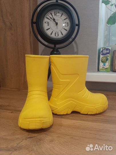 Резиновые сапоги