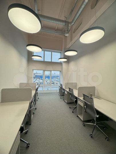 Офис 20 м² с оснащённым общим пространством