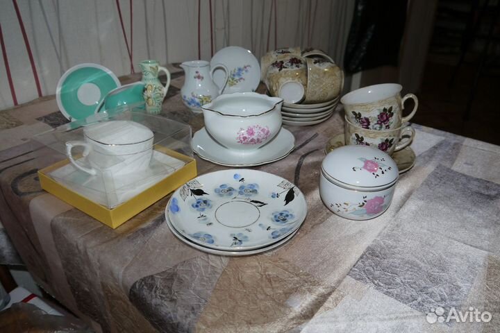 Посуда из серванта