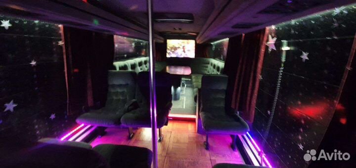 Автобус Ванхол разбираю или целиком