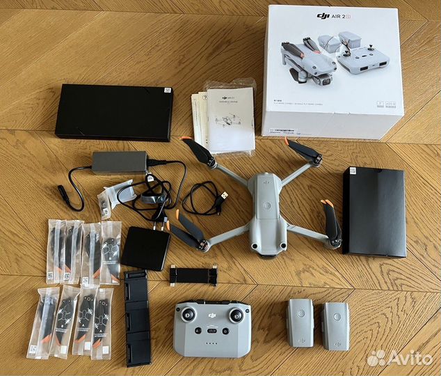 Квадрокоптер DJI Mavic Air2s Fly More Combo