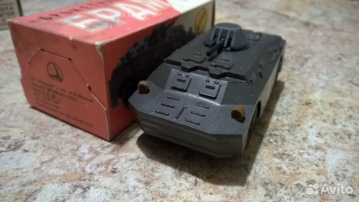 Бронетранспортер брдм-2