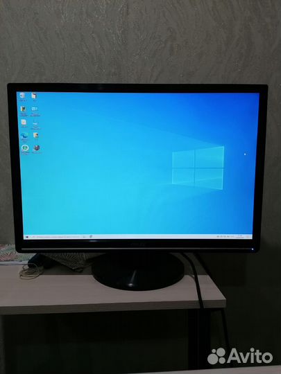 Монитор Asus 22 дюйма 1680х1050 75hz TN