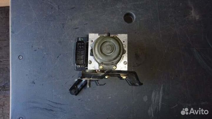 Блок abs Toyota Allex NZE124 1NZ-FE 2004/6