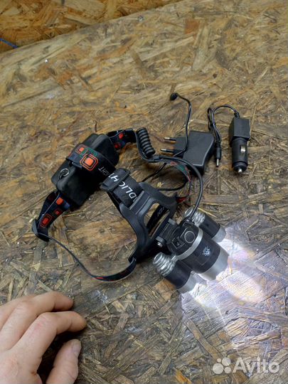 Налобный фонарь