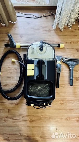 Моющий пылесос Karcher puzzi 10/1