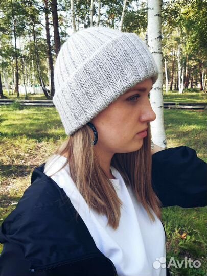 Шапка вязаная женская