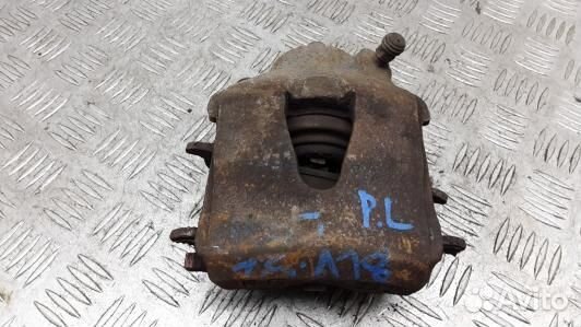 Суппорт тормозной передний левый skoda octavia A5