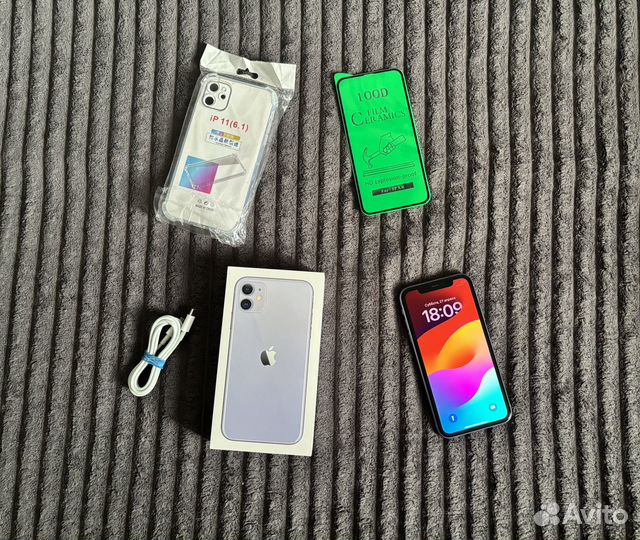iPhone 11, 64 ГБ