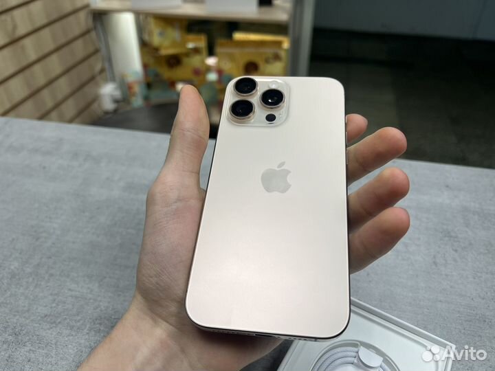 iPhone 16 Pro Max, 256 ГБ
