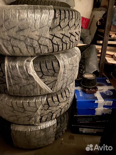 Yokohama Ice Guard IG55 215/55 R16