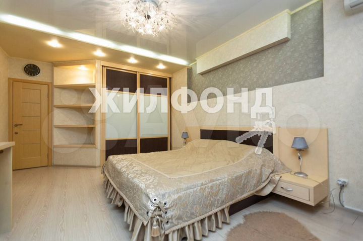 4-к. квартира, 151 м², 4/6 эт.