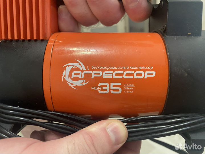 Компрессор для подкачки шин