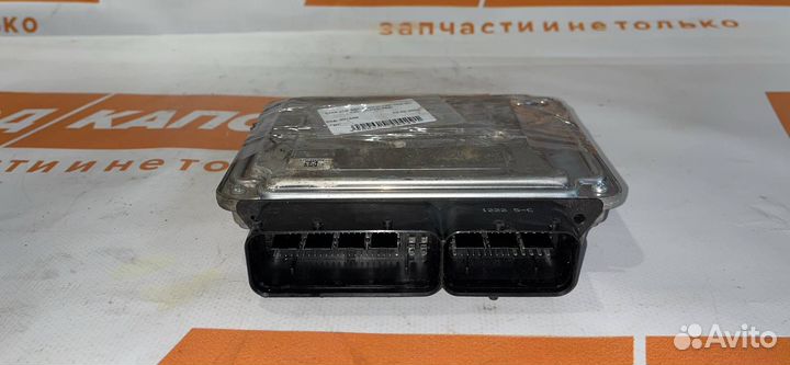 Блок управления двигателем Volkswagen Passat