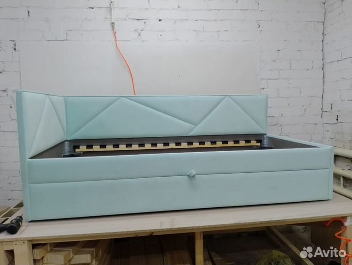 Мягкая кровать с бортом Геометрия 160-80