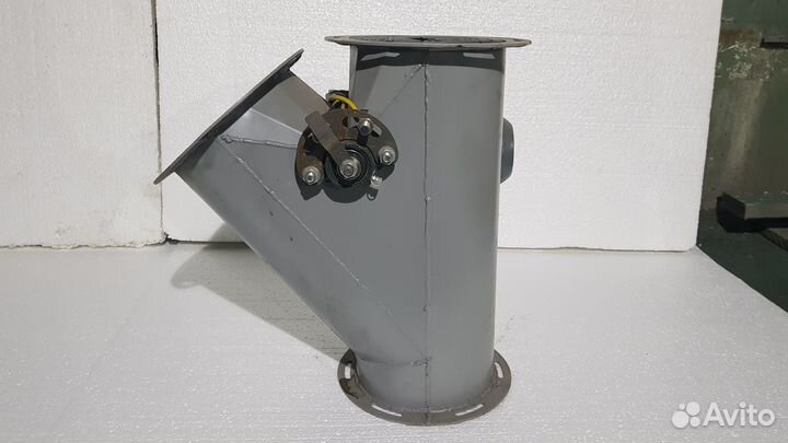 Клапан перекидной с электроприводом ф200х2