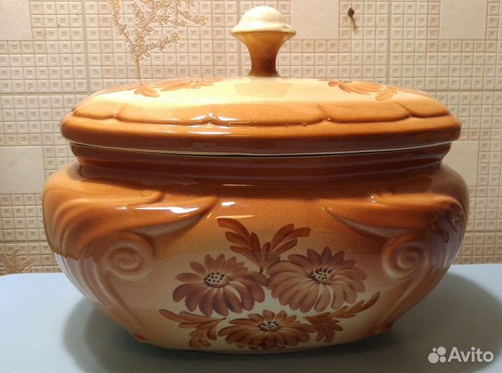 Ёмкость керамическая большая