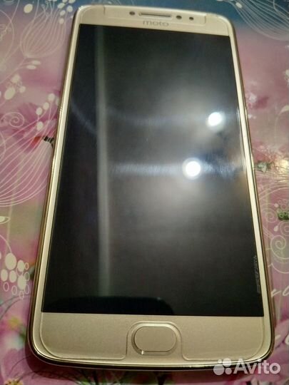 Motorola Moto E4 Plus, 3/16 ГБ