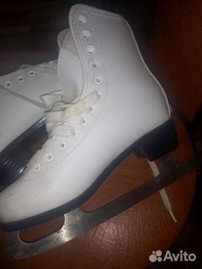 Коньки фигурные