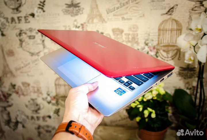 Новый шустрый ультрабук / ноутбук Asus SSD