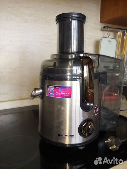 Соковыжималка Redmond