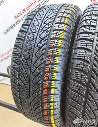 Goodyear UltraGrip 8 215/60 R16