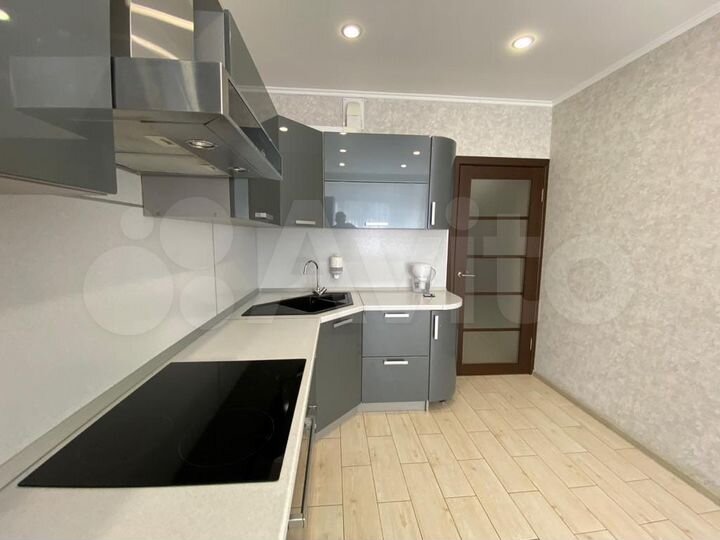 1-к. квартира, 43 м², 4/16 эт.