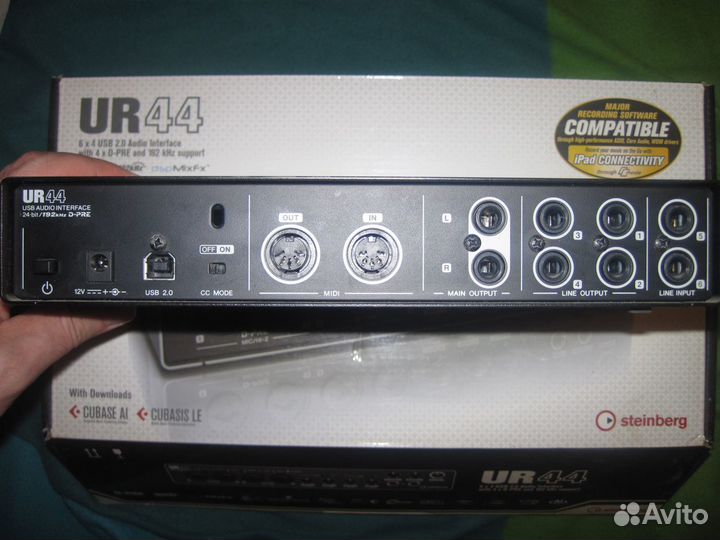 Внешняя звуковая карта usb Steinberg UR44