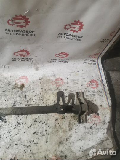 Балка подвески передняя Лада 2110 2111 1999