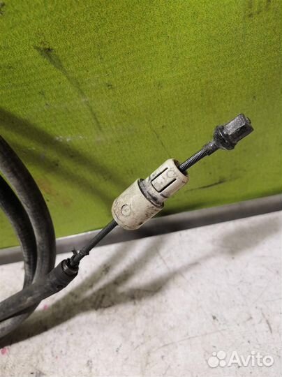 Трос стояночного тормоза Мерседес Бенз 211 Е кла