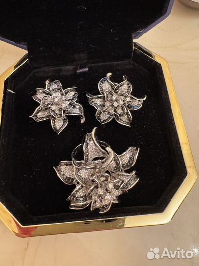 Сережки и колько брилиант