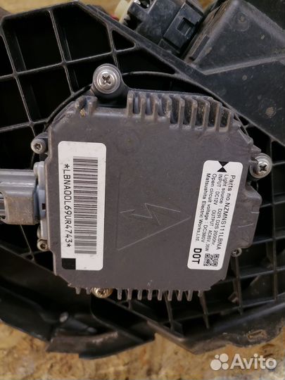 Фара левая Nissan Teana J31 ксенон restyling