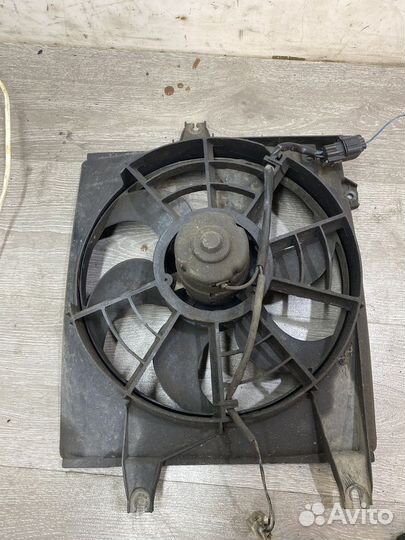 Вентилятор радиатора Hyundai Lantra