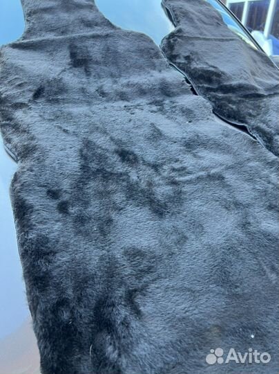 Меховые накидки на сидения черные (2 шт )