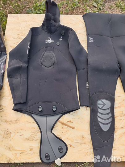 Гидрокостюм