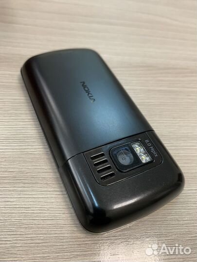 Nokia C6-01