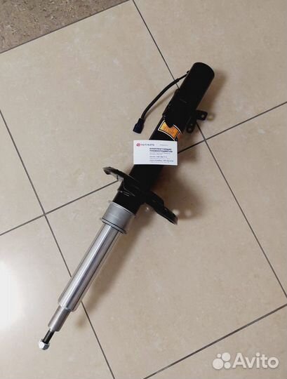 Амортизатор Range Rover Evoque L538. Передний