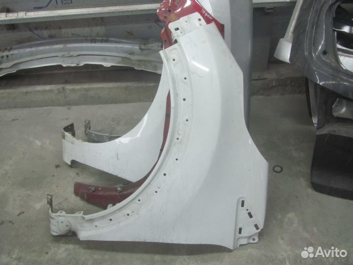 Крыло переднее левое renault kaptur