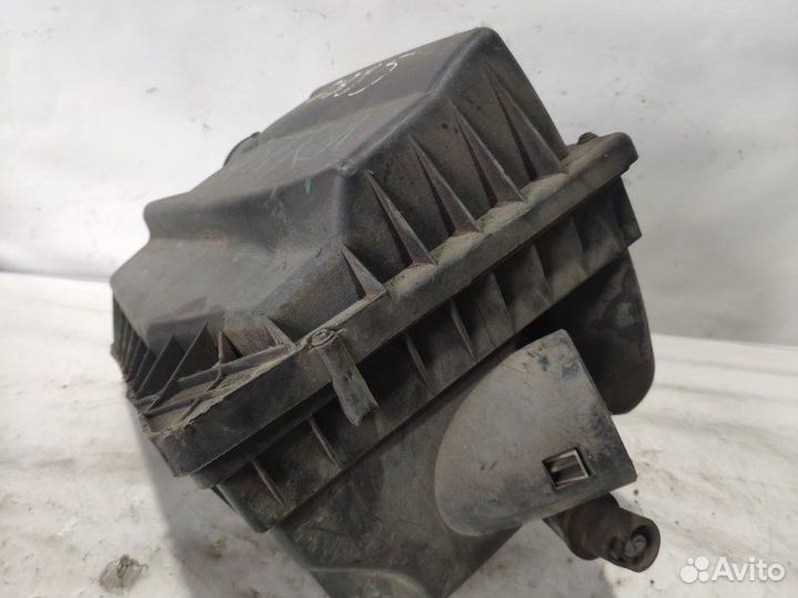 Корпус воздушного фильтра Opel Astra H 1.4 I