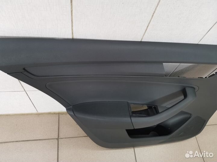 Карта двери задняя левая Rapid 2 19-22