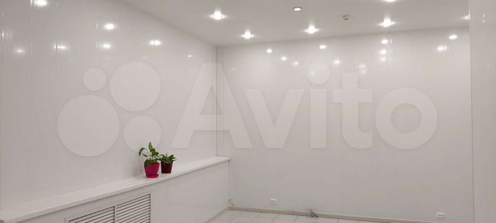 Торгово-офисное помещение в центре города, 38 м²