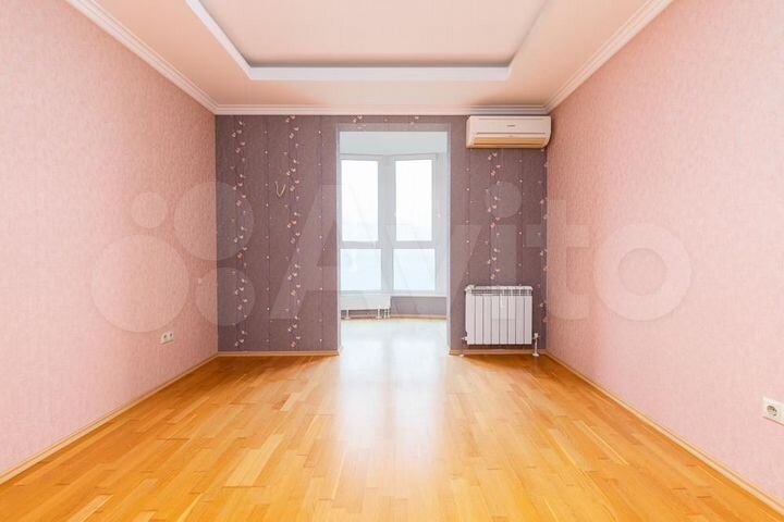 5-к. квартира, 200 м², 13/24 эт.