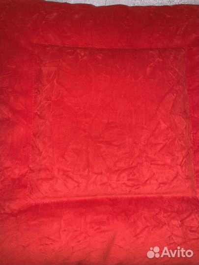 Декоративные подушки из мебельной ткани новые