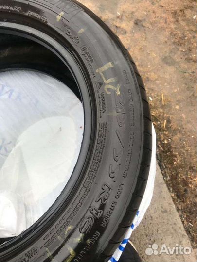 Michelin Primacy HP 215/55 R16