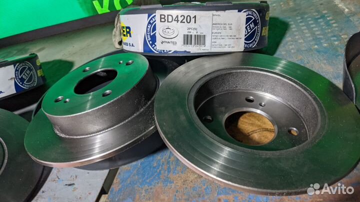 Тормозные диски задние 2 шт nissan primera I