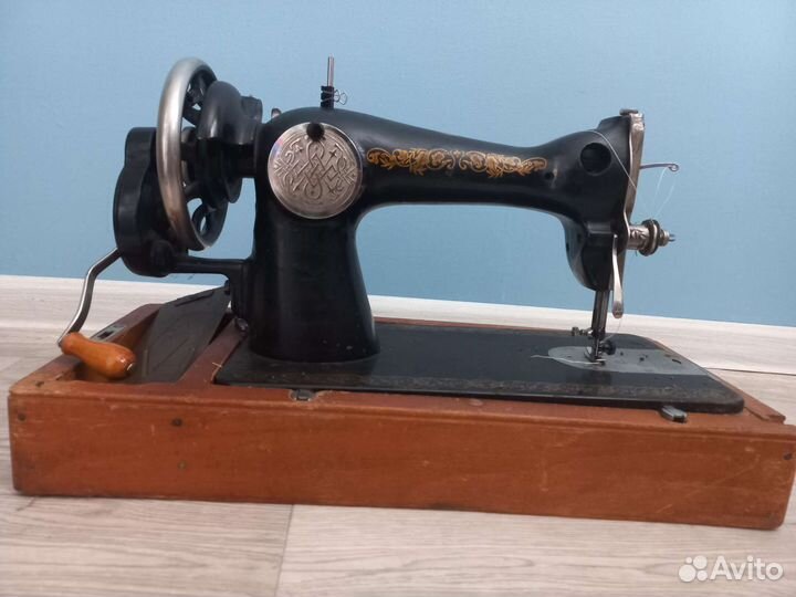 Швейная машинка